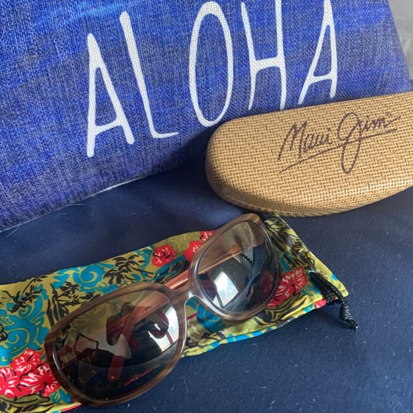 Maui Jim Rainbow Falls Sunglasses - Picture 2 of 4